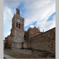 Patio Monasterio, photo on remontando-el-vuelo.blogspot com.jpg